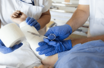 LUMC and KickstartAI develop the first AI model for faster and more consistent wound reporting